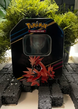 Pokebox Electhor de Galar (Vide), marke: Pokémon, zustand: Gut, 2,90 €, 3,75 € inklusive Vinted-Käuferschutz