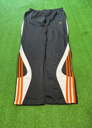 Adidas vintage Baggy trackPants Rare Grey Size M, marke: adidas, zustand: Sehr gut, größe: M, 29,97 €, 32,17 € inklusive Vinted-Käuferschutz