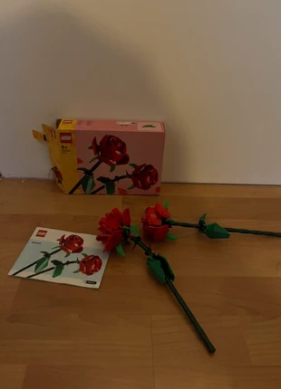 Lego bloemen, merk: LEGO, staat: Goed, maat: Universeel, € 8,00, € 9,10 inclusief Kopersbescherming