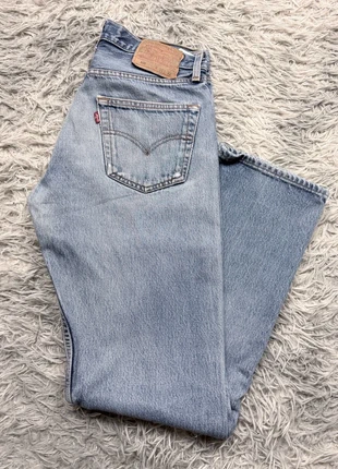 Jean Levi's 501 bleu clair homme W32 x L32 JLM448, marque: Levi's, état: Très bon état, taille: W32 | FR 42, 30,00 €, 32,20 € Protection acheteurs (Pro) incluse