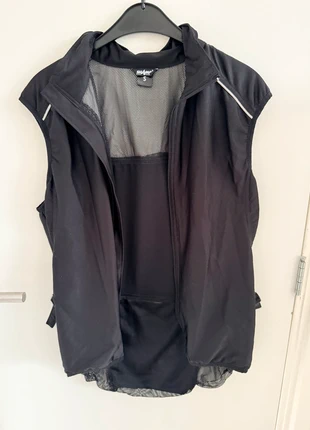 Fietshesje met meerdere zakken maat S, merk: Shamp, staat: Nieuw zonder prijskaartje, € 5,00, € 5,95 inclusief Kopersbescherming