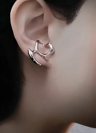 Orecchini chrome punk deformi in acciaio inossidabile, marque: CHROME, état: Très bon état, 10,90 €, 12,15 € Protection acheteurs incluse