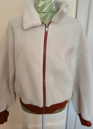 Off white and brown zip up fleece jacket. With pockets. Very good. Size X's oversized, brand: Shein, condition: Very good, size: XS / 34 / 6, €7.50, €8.58 includes Buyer Protection