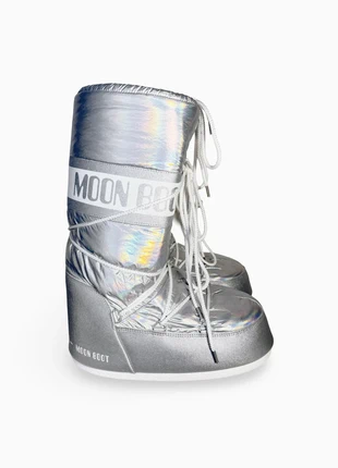 Moon Boots size 42/44, merk: Moon Boot, staat: Heel goed, maat: 40, € 179,99, € 189,69 inclusief Kopersbescherming Pro
