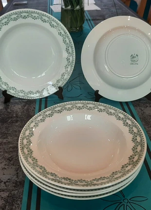 Assiettes anciennes creuses Carlotta, merk: BOCH, staat: Heel goed, € 35,00, € 37,45 inclusief Kopersbescherming