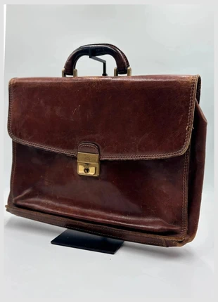 Portadocumenti The Bridge bordeaux marrone pelle rovinata – Taglia UNI ru, brand: The Bridge, condizioni: Discrete, €45.13, €48.09 include la Protezione acquisti Pro