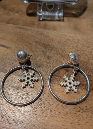 Vintage style oorbellen, merk: merkloos, staat: Heel goed, € 2,50, € 3,33 inclusief Kopersbescherming