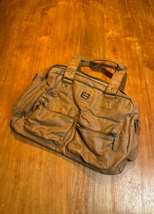 Bruine grote handtas, merk: Enrico Benetti, staat: Heel goed, € 5,00, € 5,95 inclusief Kopersbescherming