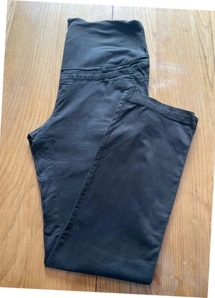 Pantalon noir de grossesse Taille 44– Bon état, marke: Noir, zustand: Sehr gut, größe: XXL / 44 / 16, 5,00 €, 5,95 € inklusive Vinted-Käuferschutz