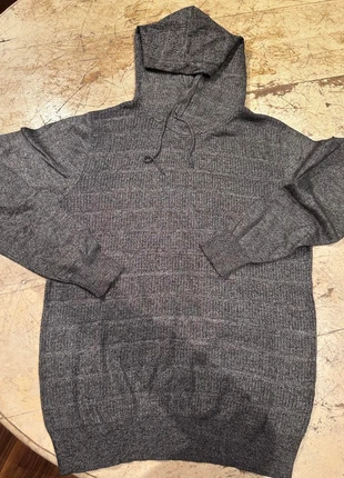 Felpa maglia Clayton grigio mélange con cappuccio – taglia L, merk: Clayton, staat: Heel goed, maat: L, € 8,00, € 9,10 inclusief Kopersbescherming