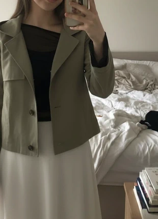 Blouson Cropped Léger à Capuche Kaki/Sauge (Très bon état), marca: Tendance, estado: Muito bom, tamanho: M / 38 / 10, €49.99, €53.19 inclui Proteção do Comprador