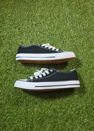 Baskets toile noires semelle plateforme style Converse casual 37, marke: Fashion, zustand: Sehr gut, größe: 37, 15,00 €, 16,45 € beinhaltet Vinted-Käuferschutz Pro