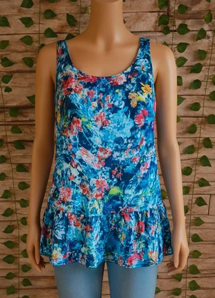 🌸Top péplum Fleurie Stradivarius Taille 38🌸, marque: Stradivarius, état: Très bon état, taille: M / 38 / 10, 6,00 €, 7,00 € Protection acheteurs (Pro) incluse