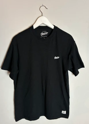 T-shirt Pull & Bear noir (collection STWD), brand: Pull & Bear, condition: Very good, size: S, €20.00, €21.70 includes Buyer Protection