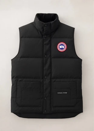 doudoune sans manche noir tres bonne état, état: Très bon état, taille: S, 60,00 €, 63,70 € Protection acheteurs incluse