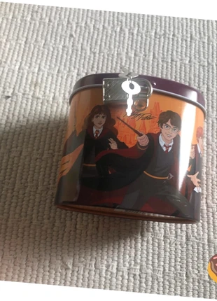 tirelire accessoire Harry Potter en métal avec cadenas Cadeau, marca: Harry Potter, estado: Muito bom, €3.90, €4.80 inclui Proteção do Comprador
