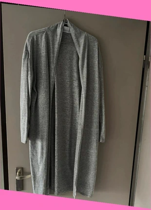 Mooi grijs vest van Trend One maat L, merk: Trend One, staat: Heel goed, maat: L / 40 / 12, € 8,50, € 9,63 inclusief Kopersbescherming