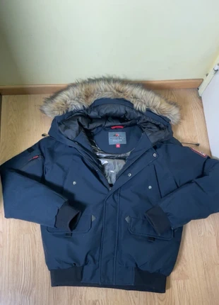 Helvetica Wilson, marque: Helvetica, état: Très bon état, taille: M, 77,88 €, 82,47 € Protection acheteurs incluse