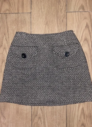 Mini jupe classe noire et blanche, marque: micolet, état: Très bon état, taille: M / 38 / 10, 10,00 €, 11,20 € Protection acheteurs incluse