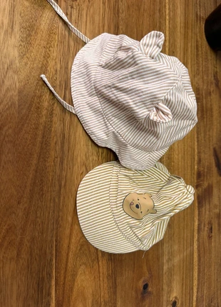 Chapeau - casquette, brand: Disney, condizioni: Buone, taglia: 3-6 mesi, 42 cm, €1.00, €1.75 include la Protezione acquisti