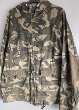 Veste militaire marque River Island, marque: River Island, état: Bon état, taille: M, 5,00 €, 5,95 € Protection acheteurs incluse