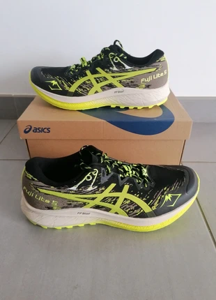 Asics fuji lite 5, marque: Asics, état: Neuf avec étiquette, taille: 44, 79,00 €, 83,65 € Protection acheteurs incluse