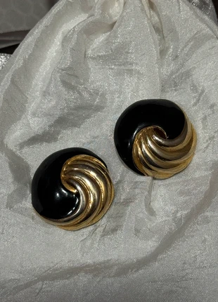Orecchini Vintage nero e oro, marque: Vintage Chic, état: Très bon état, 10,00 €, 11,20 € Protection acheteurs incluse