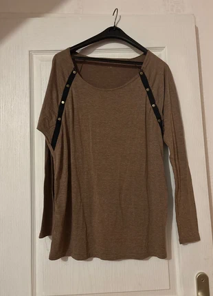 T-shirt allaitement, marque: Ligne Maternité, état: Très bon état, taille: M / 38 / 10, 2,00 €, 2,80 € Protection acheteurs incluse