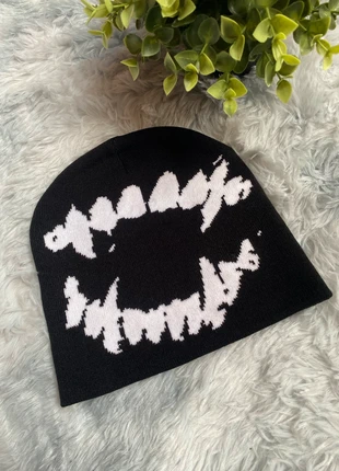 Bonnet Y2K, marke: y2k, zustand: Neu, größe: Einheitsgröße, 13,90 €, 15,30 € inklusive Vinted-Käuferschutz