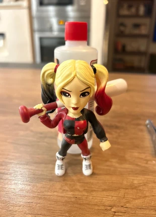 Action figure harley quinn, marca: DC Comics, estado: Bom, tamanho: Tamanho único, €4.00, €4.90 inclui Proteção do Comprador