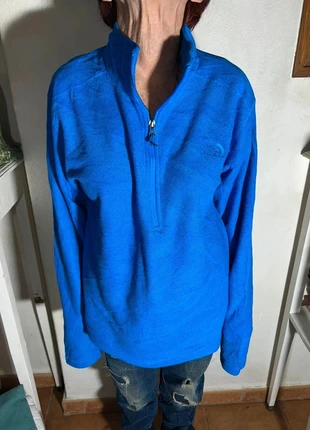 Pull d’hiver The North Face Bleu - Logo- Zip- taille M- femme grand, marke: The North Face, zustand: Sehr gut, größe: M / 38 / 10, 19,90 €, 21,60 € inklusive Vinted-Käuferschutz