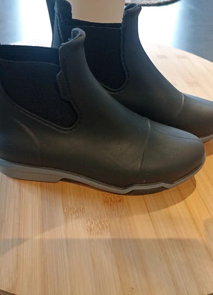 Bottines équitation, marque: Decathlon, état: Neuf sans étiquette, taille: 31, 5,00 €, 5,95 € Protection acheteurs incluse