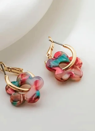 Boucle d’oreille fleur Neuf, état: Neuf avec étiquette, 3,00 €, 3,85 € Protection acheteurs incluse