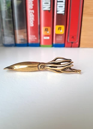 🦑 Figurine décoration calamar en métal collection miniature cabinet de curiosité, marque: Calamar, état: Très bon état, 5,00 €, 5,95 € Protection acheteurs incluse