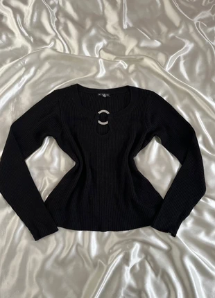 Pull noir à boucle en métal orné de strass style y2k coquette, marque: Top Vintage, état: Bon état, taille: L / 40 / 12, 21,00 €, 22,75 € Protection acheteurs (Pro) incluse