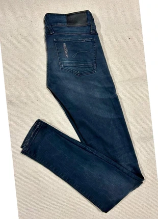 Jean G-STAR Lynn Zip Skinny Wmn – bleu foncé délavé, slim ajusté W28 L34, marke: G-Star, zustand: Sehr gut, größe: S / 36 / 8, 18,99 €, 20,64 € inklusive Vinted-Käuferschutz