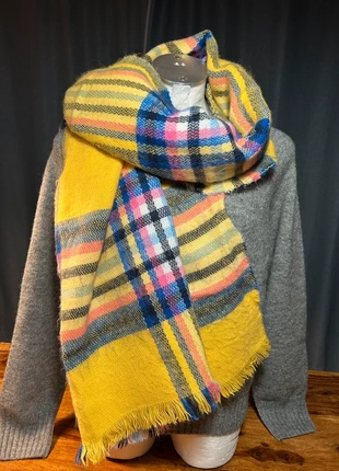 Wunderschöner kuscheliger, langer, gelber Schal kariert, marque: Weich&Warm, état: Très bon état, 9,00 €, 10,15 € Protection acheteurs incluse