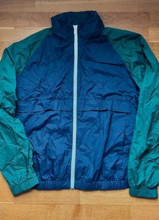 Uniqlo x JW Anderson blue wind jacket M, marque: Uniqlo, état: Très bon état, taille: M, 19,99 €, 21,69 € Protection acheteurs incluse