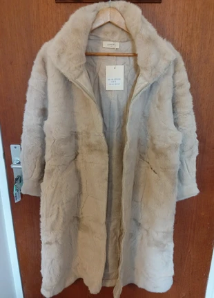 Manteau femme – Lumine Paris – Taille Unique – Neuf avec étiquettes, marke: lumine paris, zustand: Neu, mit Etikett, größe: Einheitsgröße, 59,00 €, 62,65 € inklusive Vinted-Käuferschutz