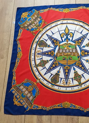 Foulard en soie rouge et bleu vintage, brand: Vintage, condition: Very good, €14.00, €15.40 includes Buyer Protection