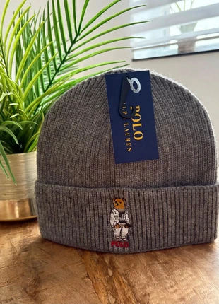 Bonnet Polo Ralph Lauren -Gris avec ourson Polo Bear brodé, marque: Ralph Lauren, état: Neuf avec étiquette, taille: Taille unique, 30,00 €, 32,20 € Protection acheteurs incluse