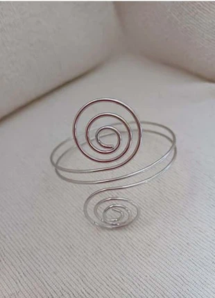 Bracelet de bras spirale argentée réf 1800 à 6.99€, estado: Muito bom, €6.99, €8.04 inclui Proteção do Comprador