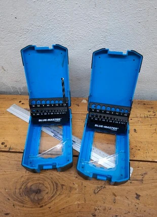 Lot de 2 boîtes forêts métal presque vides, brand: blue master, condition: New without tags, €5.00, €5.95 includes Buyer Protection