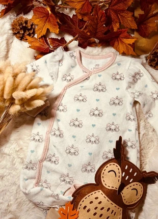 🧸 Grenouillère velours imprimée Marie – Disney Baby – 9 mois, marque: Disney, état: Très bon état, taille: 9-12 mois / 74 cm, 6,00 €, 7,00 € Protection acheteurs incluse