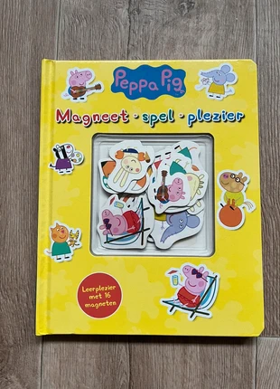 Magneet Spel Plezier van ‘Peppa Pig’! Zo goed als nieuw!, merk: Peppa Pig, staat: Heel goed, maat: 3 jaar / 98 cm, € 6,00, € 7,00 inclusief Kopersbescherming
