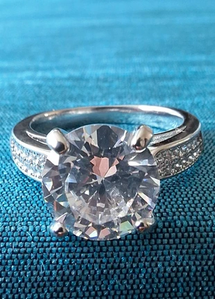 Bague neuve acier inoxydable T56, zustand: Neu, größe: 55.6 mm / 17.7 mm Ø, 6,00 €, 7,00 € inklusive Vinted-Käuferschutz