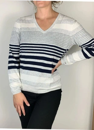 Pull Col en V Tommy Hilfiger à rayures - 100% Pima Cotton - Taille L, marque: Tommy Hilfiger, état: Très bon état, taille: L / 40 / 12, 15,00 €, 16,45 € Protection acheteurs (Pro) incluse