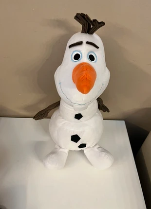 Peluche Olaf, marque: Disneyland Paris, état: Très bon état, taille: Taille unique, 20,00 €, 21,70 € Protection acheteurs incluse