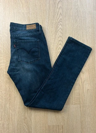Jean Levi’s femme – bleu denim foncé Demi Curve Skinny – taille FR 36 (W27), brand: Levi's, condition: Very good, size: S / 36 / 8, €24.30, €26.22 includes Buyer Protection