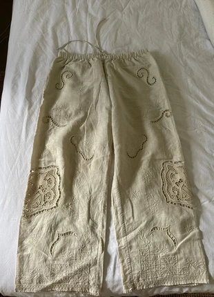 Pantalon linbrodé, marque: Zara, état: Très bon état, taille: L / 40 / 12, 20,00 €, 21,70 € Protection acheteurs incluse